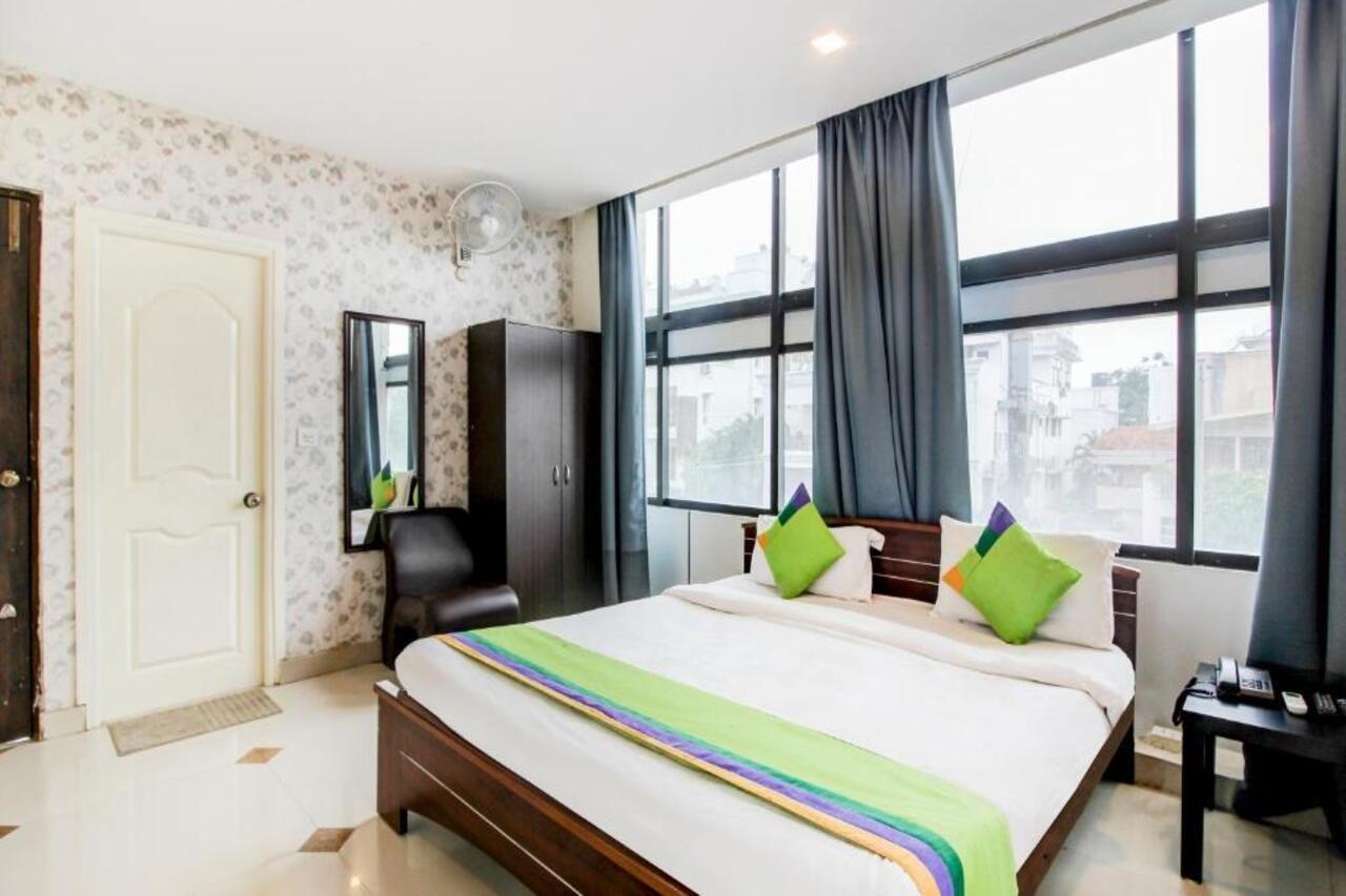 Treebo Srico, Banjara Hills Hotell Hyderabad Exteriör bild